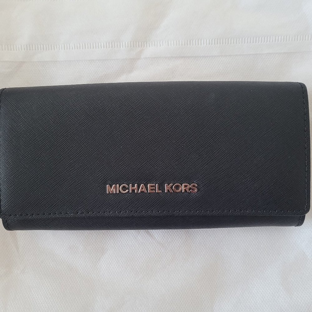 Michael Kors long wallet